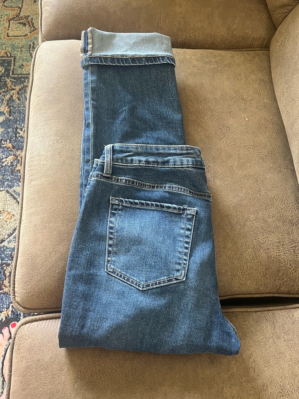 MJEANS by Maurice’s! Cropped